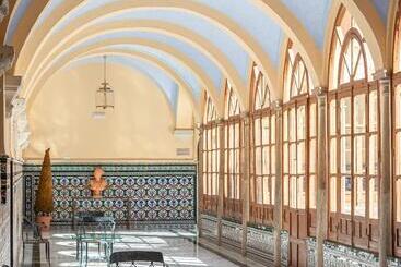 هتل Macia Monasterio De Los Basilios