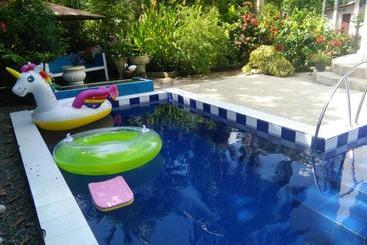 پانسیون Abha Family Friendly Apartment