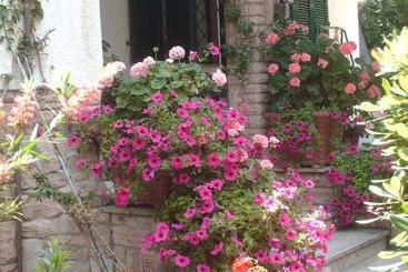 پانسیون La Zattera Camere