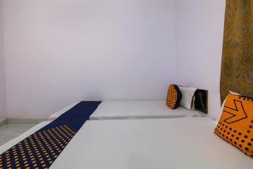 هتل Spot On 43466 Sangeeta Palace