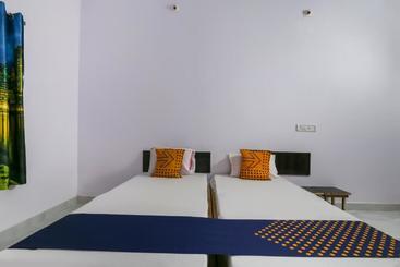 هتل Spot On 43466 Sangeeta Palace