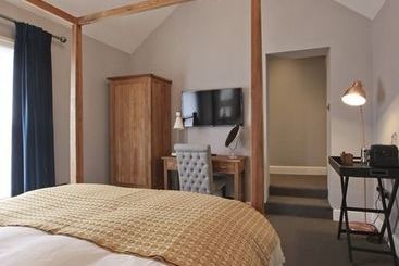هتل Littleton Lodge