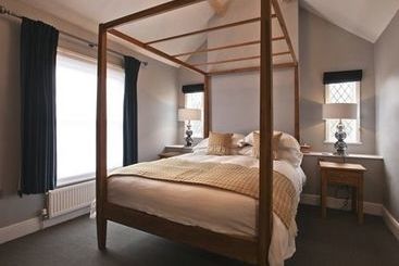 هتل Littleton Lodge