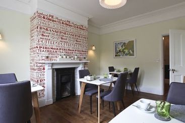 هتل Littleton Lodge
