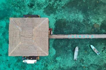 هتل Fatboys Resort