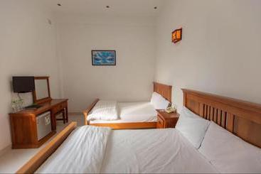 هتل Pi Hostel Dalat