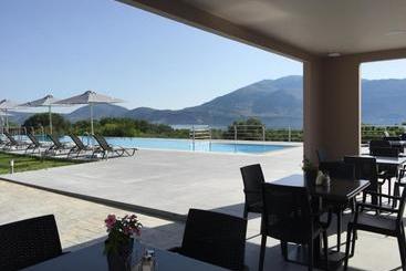 Phaedra Suites