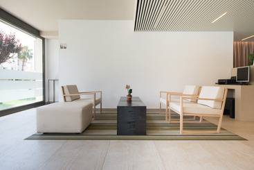 Atenea Park Suites & Apartments