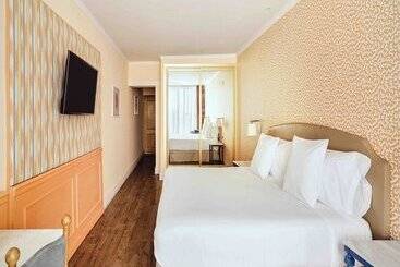 Hotel Fenix Torremolinos  Adults Only Recommended