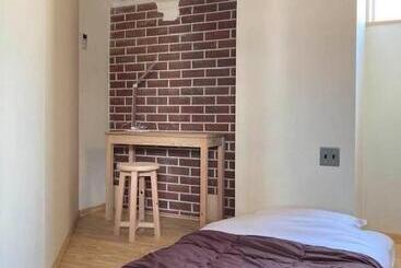 Общежитие Guesthouse & Lounge Faro