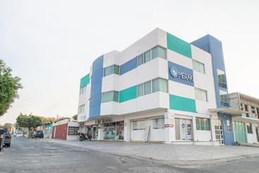 هتل Capital O  Meraki