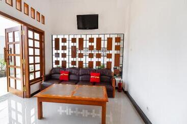فندق Oyo 3309 Forrest’inn