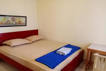 هتل Oyo 3348 Minimalis Homestay