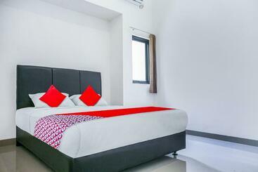 هتل Oyo 3438 Pasir Padi Inn