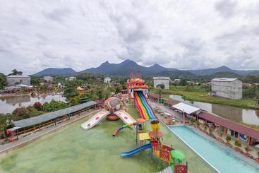 هتل Oyo 3196  Taman Cinta