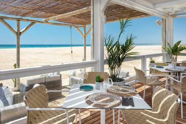 호텔 Zahara Resorts & Villas