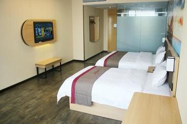 هتل Thank Inn Plus  Kunming Shuntong International Ginza Avenue Store