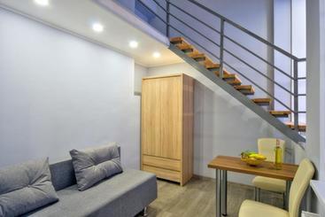 هتل Grand Apartments