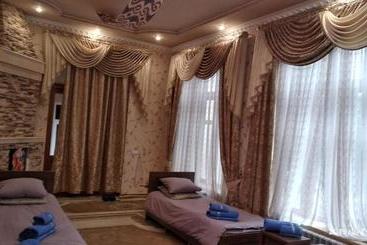 پانسیون Faride Guest House