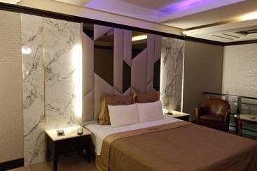 Xin Yuan Motel