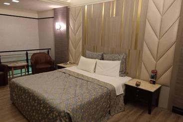 Xin Yuan Motel
