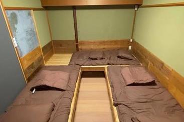 پانسیون Hostel Perch