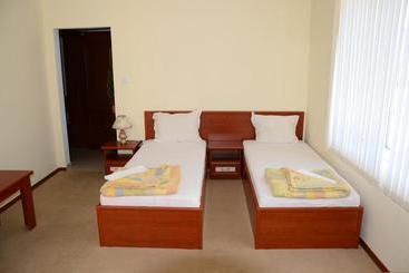 پانسیون Kirovi House   Guest Rooms