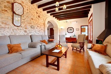 Finca Angoixes