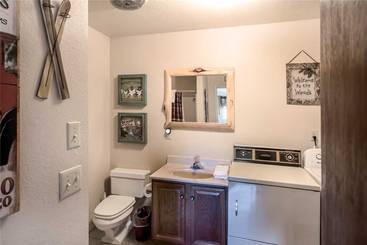 Mama Bears Den  Two Bedroom Cabin