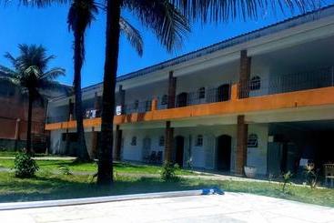 펜션 Hostel Da Duda