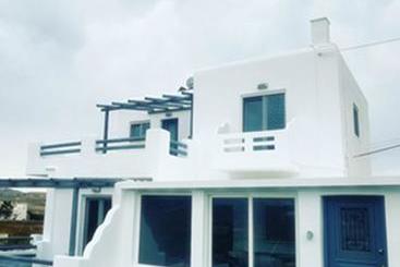 Karma Suites Ftelia