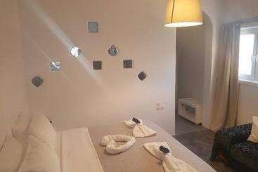 Karma Suites Ftelia