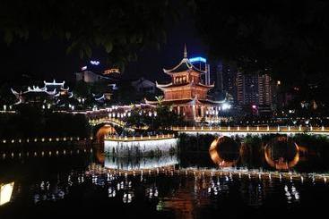 هتل 7 Days Premium·guiyang South Baoshan Road