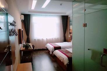 هتل Thank Inn Chain  Inner Mongolia Huhhot New District Exhibition Hall East Road Happiness Community