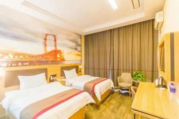 هتل Thank Inn Chain  Inner Mongolia Huhhot New District Exhibition Hall East Road Happiness Community