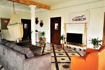 پانسیون Casa Sobek