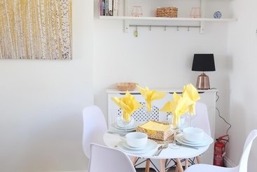 1 Saron Cottages