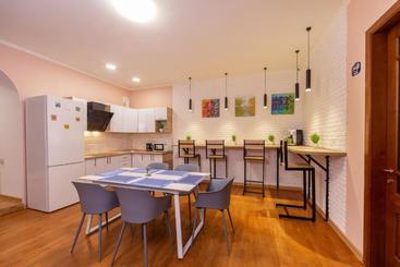 هاستل хостел Friends House