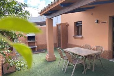 Apartamento Para 4 Personas Con Jardín Privado Y Barbacoa Cerca De La Playa