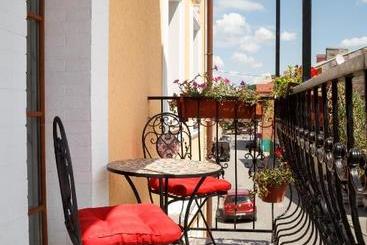 Art House Hostel