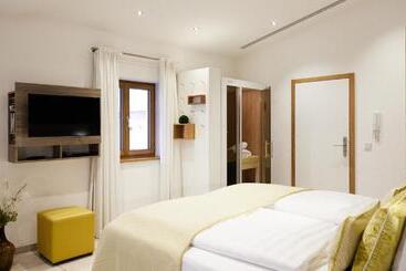 هتل آپارتمان Passau   Suites