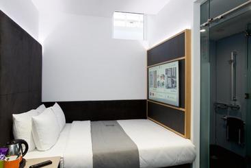 The Z Hotel Trafalgar