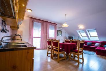 Kis Gast Panoráma Apartman