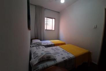 Yellow Hostel Praia Da Costa