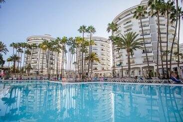 Hotel Servatur Waikiki