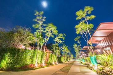 Forest Private Pool Villas Resort