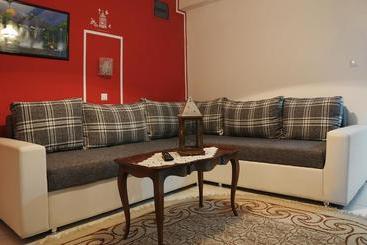 پانسیون Apartman Baron