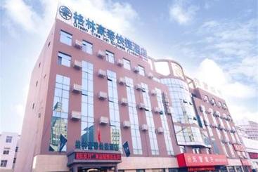 Отель Greentree Inn Shandong Zibo Linzi People Square Longterm Bus Station East Express