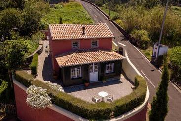 پانسیون Casa Da Muda