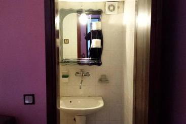 پانسیون Guest House Gaja